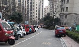 广州小区问题爆料最新,物业管理乱象频发，居民生活陷入困境